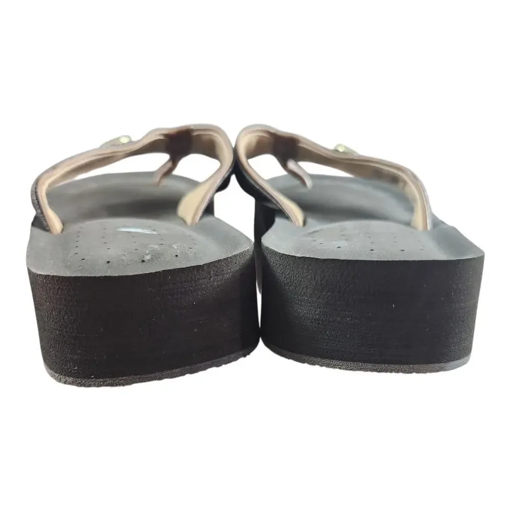 Michael Kors flip flop sandals sz, 8 brown tan MK logo